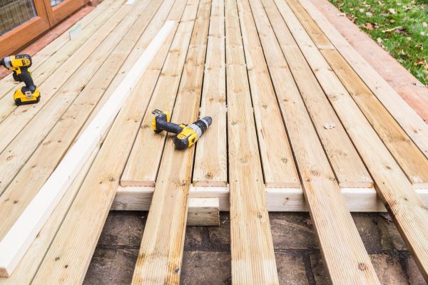 Cost of Damaged Deck Boards Repair in Powell