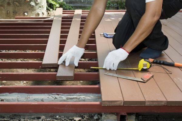 Cost of Custom Deck Installation in Powell